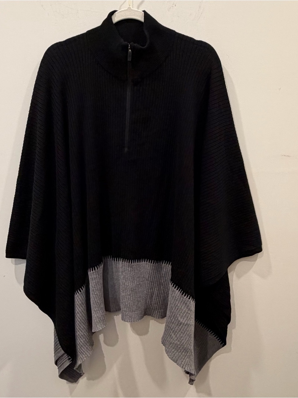 Lululemon Black 1/2 Zip On the Go Poncho Gray Hem Merino Wool blend knit